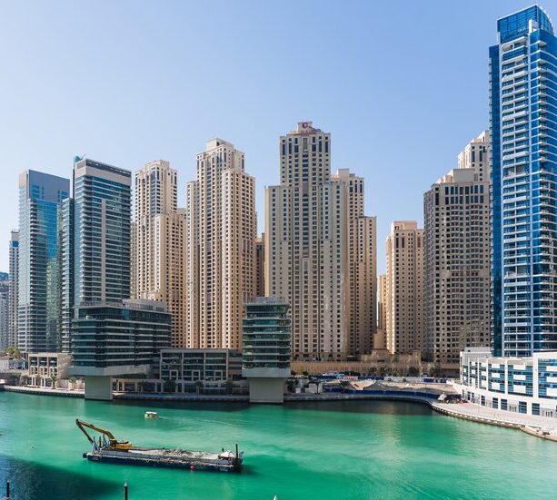 dubai-marina_158595-2000